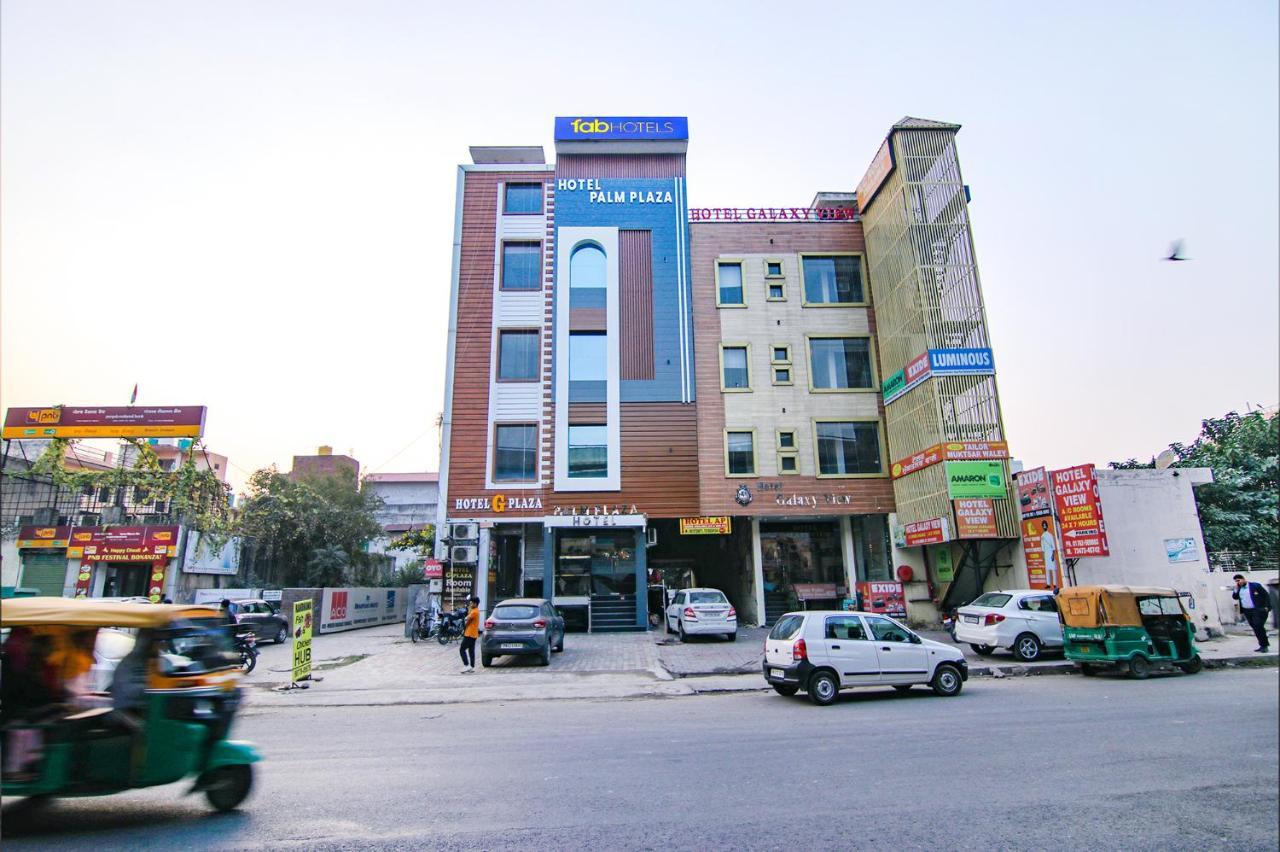Fabhotel Palm Plaza Zirakpur 外观 照片