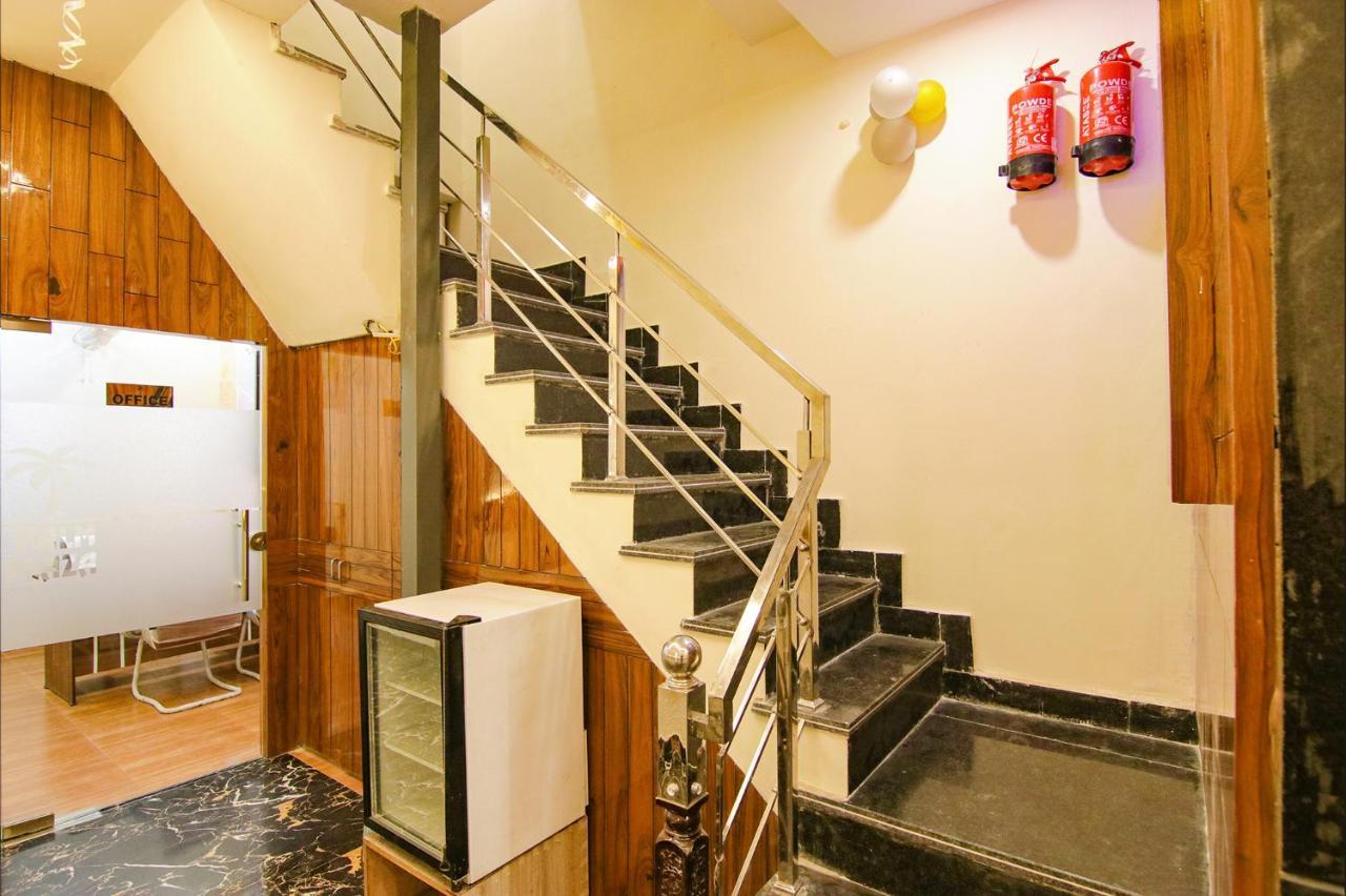 Fabhotel Palm Plaza Zirakpur 外观 照片