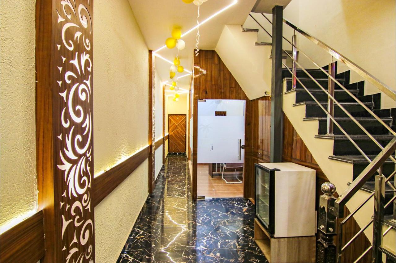 Fabhotel Palm Plaza Zirakpur 外观 照片